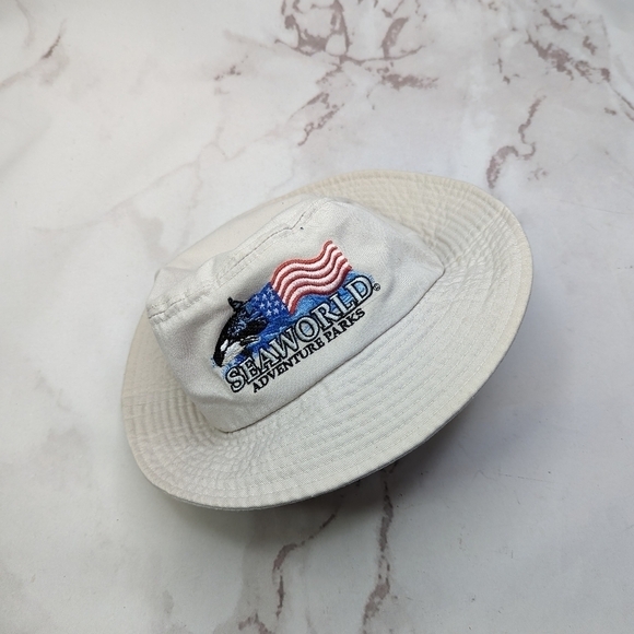 SeaWorld Hat Vintage 90s Bucket Beige Flag Shamu Cap Canvas Cotton Embroidered - Picture 1 of 9